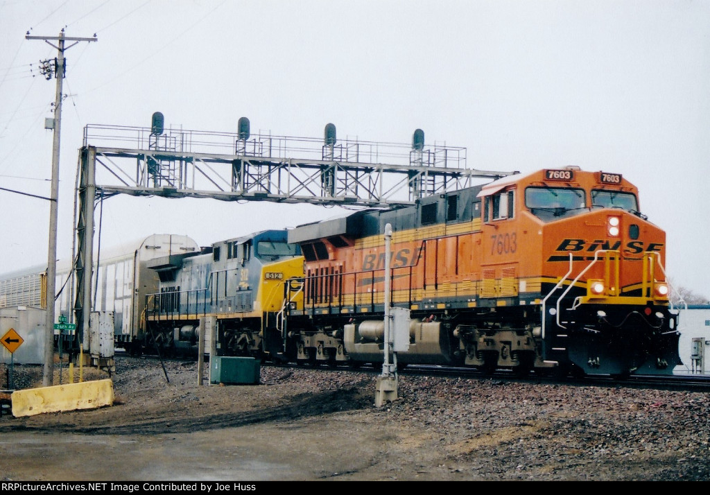 BNSF 7603 West